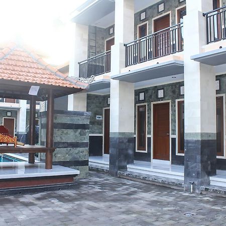 Santhi Graha Kuta Hotel Kuta Lombok Kültér fotó