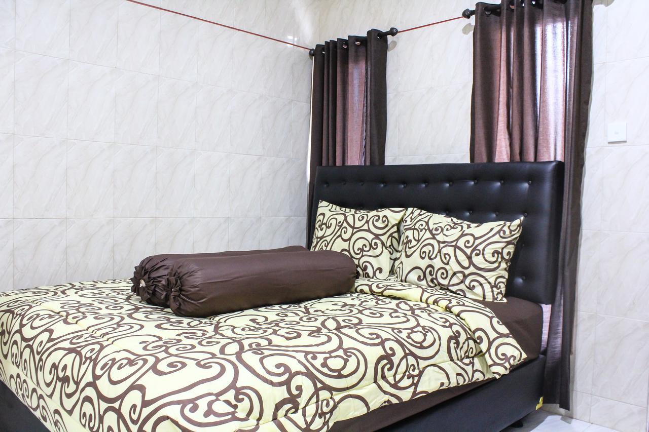 Santhi Graha Kuta Hotel Kuta Lombok Kültér fotó